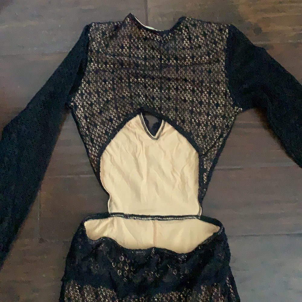 Nightcap Lace jumpsuit size 2 - Picture 5 of 8